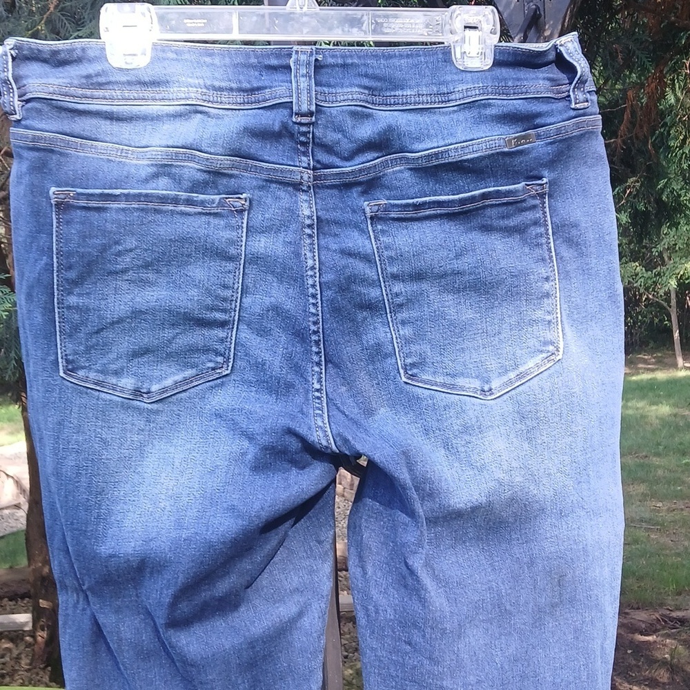 KanCan Mid Rise Ripped Flare Jean Sz 18 - Picture 8 of 13